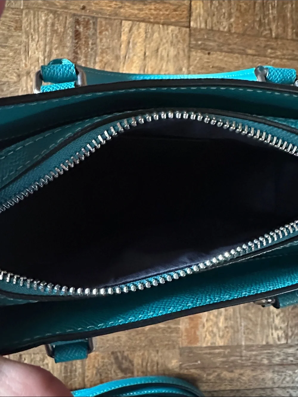 Coach crossgrain leather